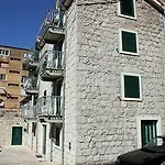 Center Daire *