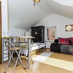 Center Split