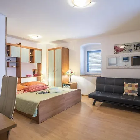 Apartment Center