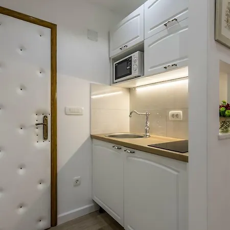 Center Apartment